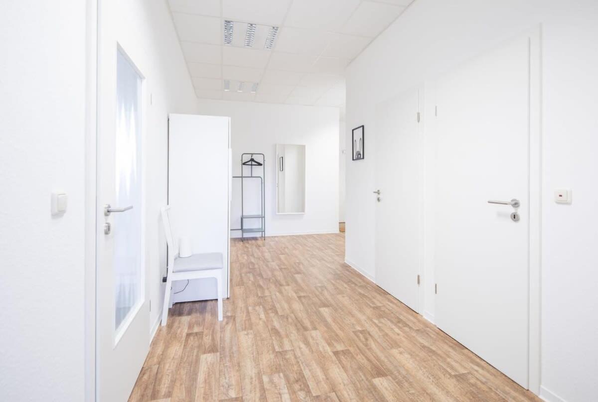 Spacious 2 Bedroom Apartment Hamburg Exterior photo