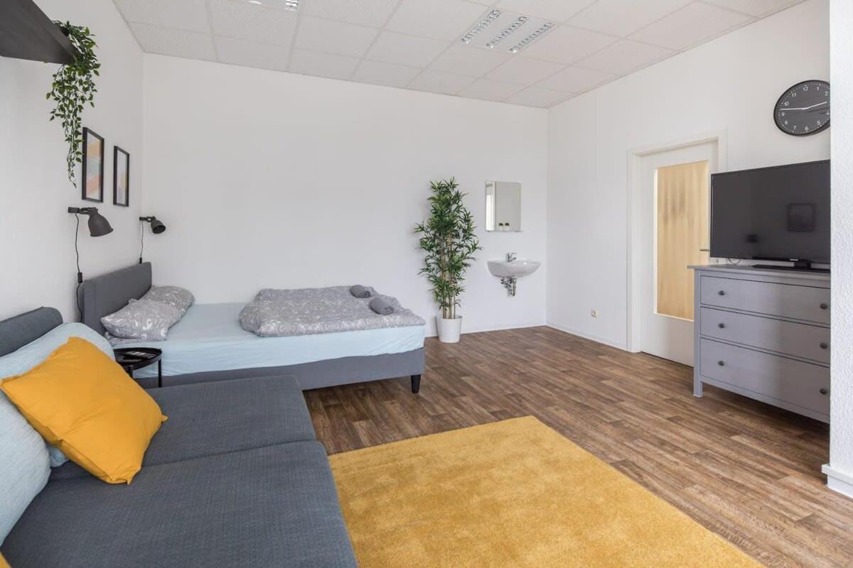 Spacious 2 Bedroom Apartment Hamburg Exterior photo